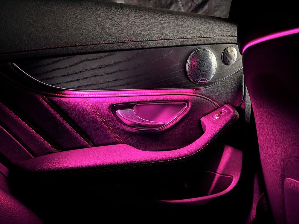 OEM Mercedes амбиентно осветление | светещи въздуховоди | 3D  Burmester говорители | амбиент гръб седалки A CLA GLA C E 